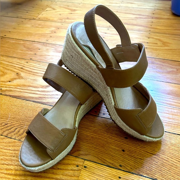 eileen fisher | winnie espadrille wedge sandal - chestnut leather - Picture 2 of 8